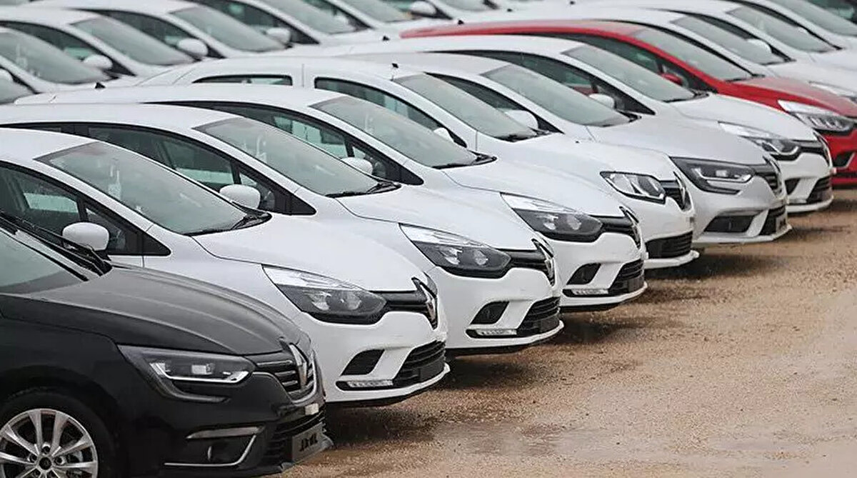 Yerli üretim araçlara vergi avantajı<br><br>Yerli katkı oranı en az %40 olan binek otomobiller, kamyon, kamyonet, arazi taşıtları ve motosikletler, bazı kamu kurumları tarafından milli savunma ve iç güvenlik ihtiyaçları için satın alınmaları durumunda ÖTV'den muaf olacak. Aynı taşıt grubu, KDV’den de istisna tutulacak.