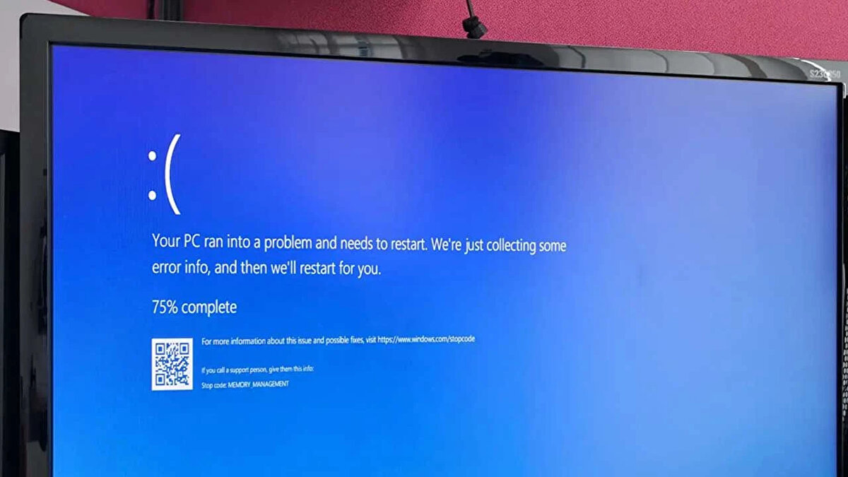 <br><br>Artık pek çok kişi için kabus olan mavi ekran, yıllar sonra değiştiriliyor. Windows’ta Blue Death orijinal adıyla yorumlanan mavi ekran, yakında siyah ekran ile güncellenecek.<br>