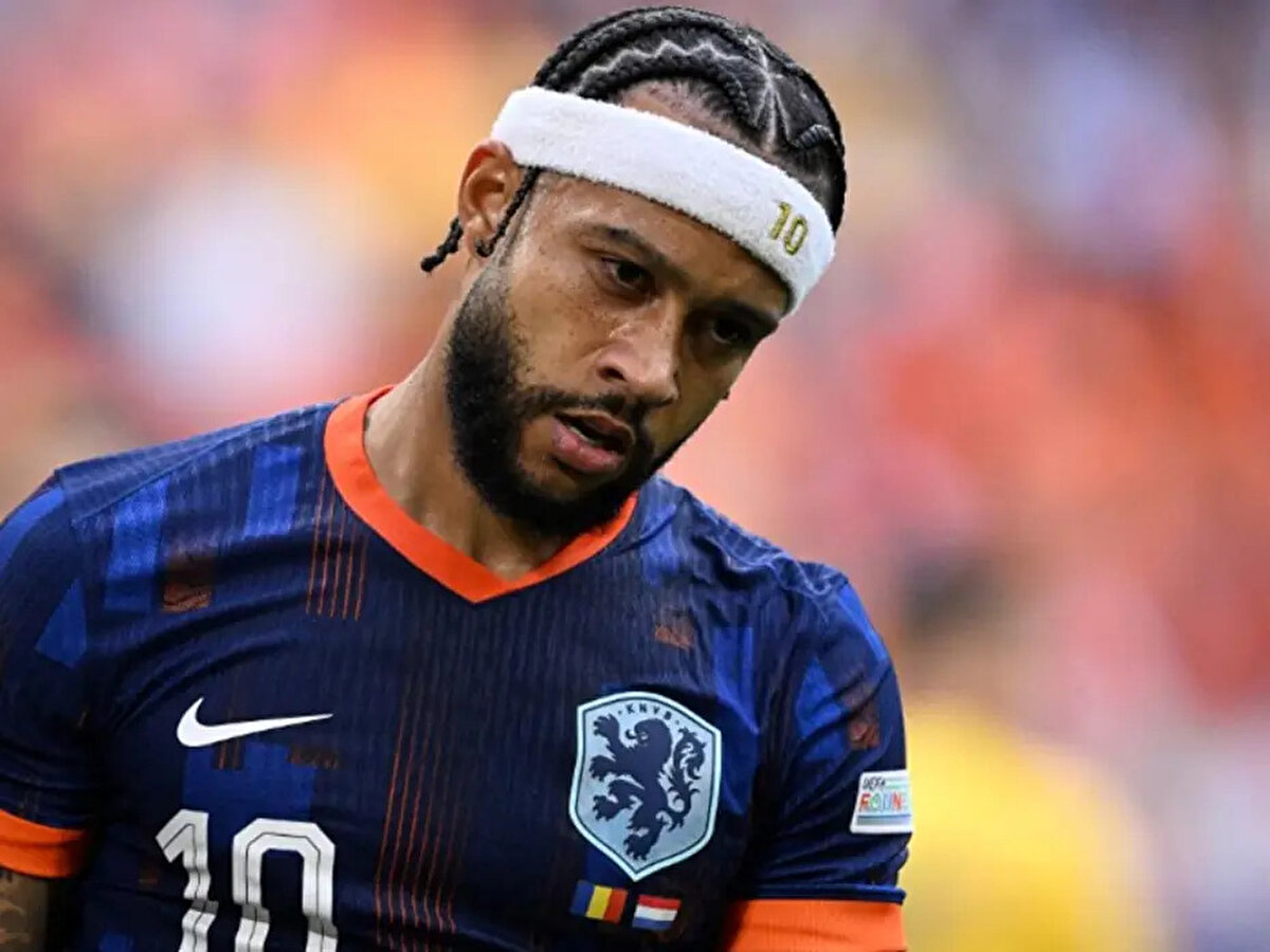 Alacakları nedeniyle Corinthians'a ihtar çeken Memphis Depay için transferdeki en şanslı takım Beşiktaş.<br><br>(Fotomaç)