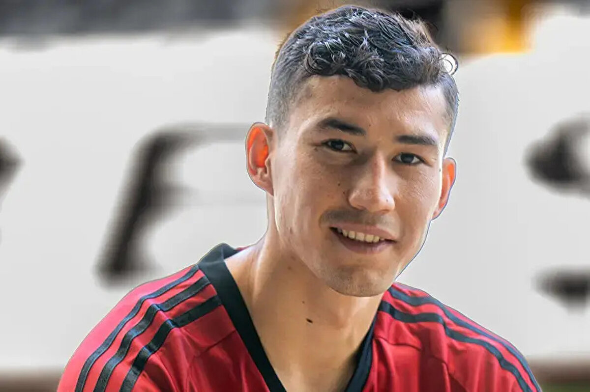 Spartak Moskova, Zaynutdinov için Beşiktaş'a teklif yaptı.<br><br>(Takvim)