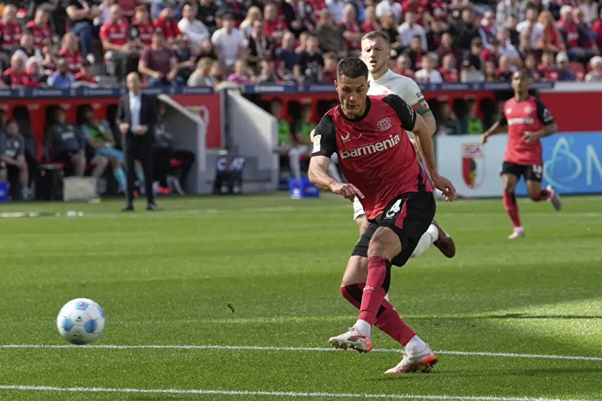 Beşiktaş, Patrick Schick için geri sayıma geçti. Leverkusen'e satın alma opsiyonlu kiralama teklifi gönderildi. Çek yıldız da Türkiye'ye gelmeye sıcak bakıyor.<br><br>(Fanatik)