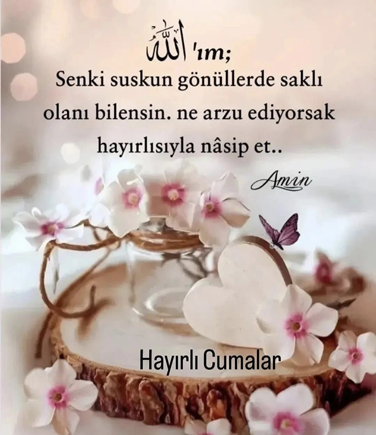 En anlamlı Cuma mesajları 27 Haziran 2025<br><br>Allah’ım dilimizden ve gönlümüzden adını eksik etme Bizlere senin sevdiklerinin arasında olmayı ve cemalini görebilmeyi nasip et. Hayırlı Cumalar…<br><br>Lailahe illallah üç muradım var, biri cennet, bir ırmak diyarını görmek. Aç cemalini göster diyarını.<br><br>Öyle bir dua et ki; günahın tövbenin büyüklüğünden ağlasın…Şeytandan Yaradan'a sığın ki nefsin seni değil; sen nefsini yakasın. Hayırlı Cumalar.<br><br>Mübarek cuma günü, tüm hayırlara vesile olsun inşallah! Kıldığımız namazlar, ettiğimiz duaların kabul olması dileğiyle! Hayırlı Cumalar.