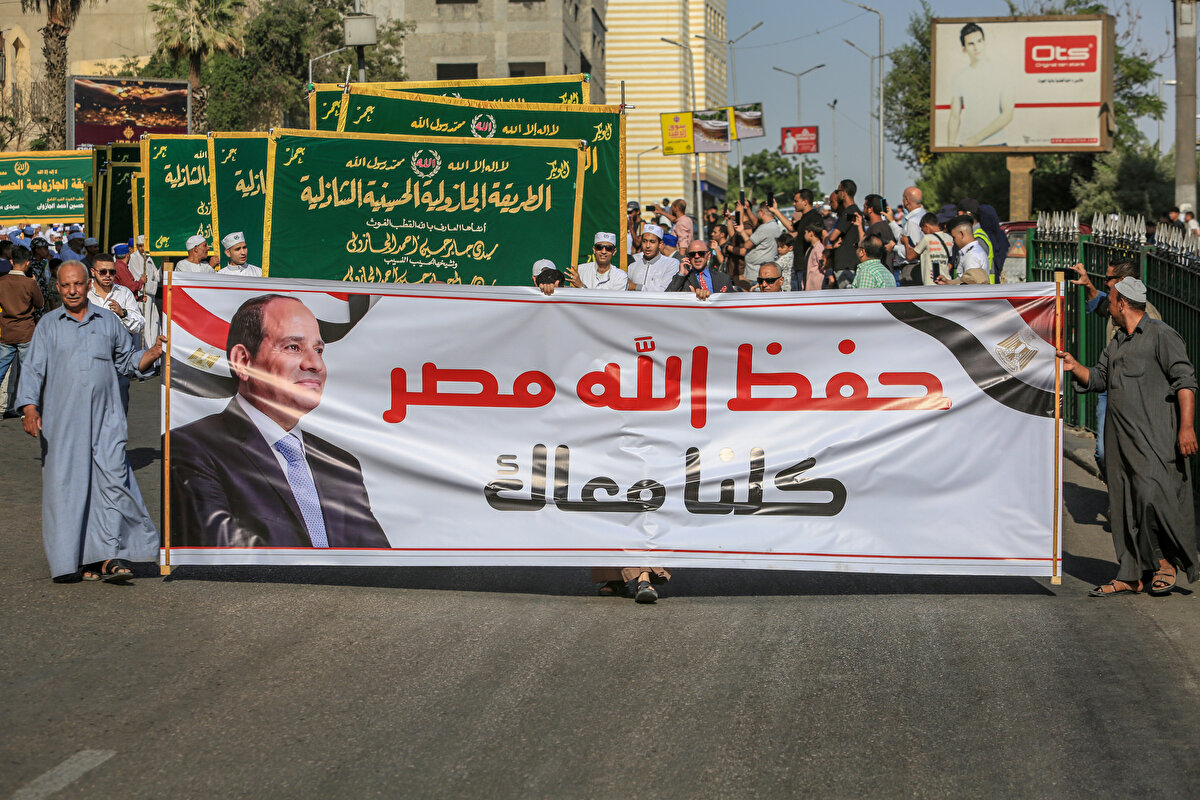 Her biri farklı tarikatlara mensup olan katılımcılar, Hicri 1447 yılının gelişini bir arada kutladı.