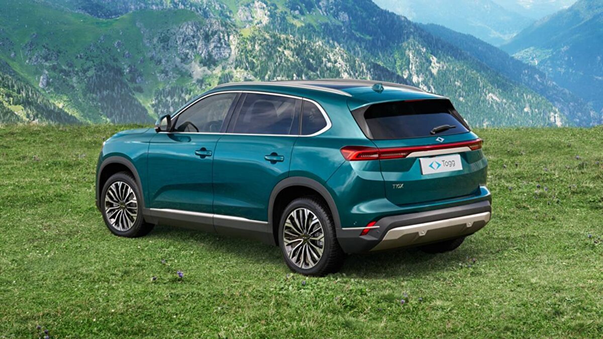 <br><br>TOGG T10X ve T10F modelleri TOGG markasının büyümesi için önemli bir rol üstlendi. Şimdi ise sıra herkesi otomobil sahibi yapabilecek olan TOGG T10B modelinde.<br>