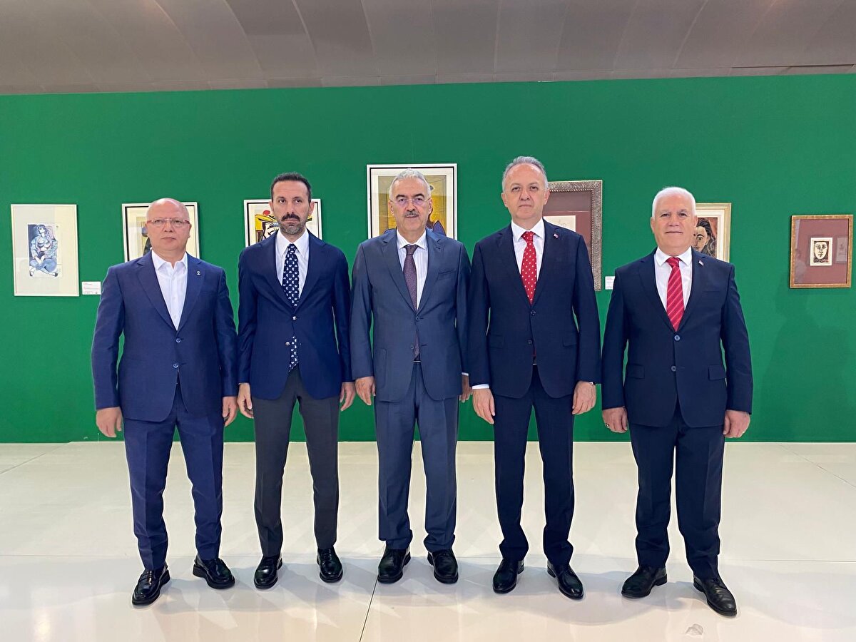 Türkiye’nin dünya turizminde 5. sıradan 4. sıraya yükselmesinin, kültürel mirasın etkin tanıtımı ve zengin içerikli etkinliklerle doğrudan ilişkili olduğuna dikkat çeken Yazgı, özellikle kültürel etkinliklerin nitelikli ziyaretçi artışını destekleyerek turizme önemli katkı sağladığını belirtti.