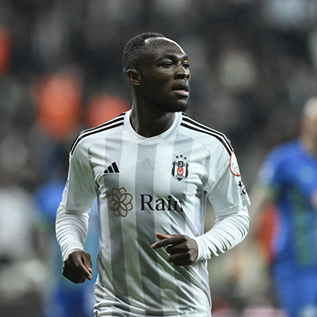 Muleka, 2022-23 sezonunda Standart Liege'den 3.3 milyon euro bonservis bedeli karşılığında Beşiktaş'a transfer olmuştu. Siyah beyazlı formayla toplamda 80 karşılaşmaya çıkarken 15 gol atıp, 3 asistlik performans sergiledi.<br>