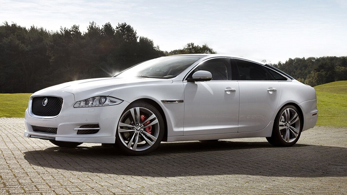 JAGUAR XJ