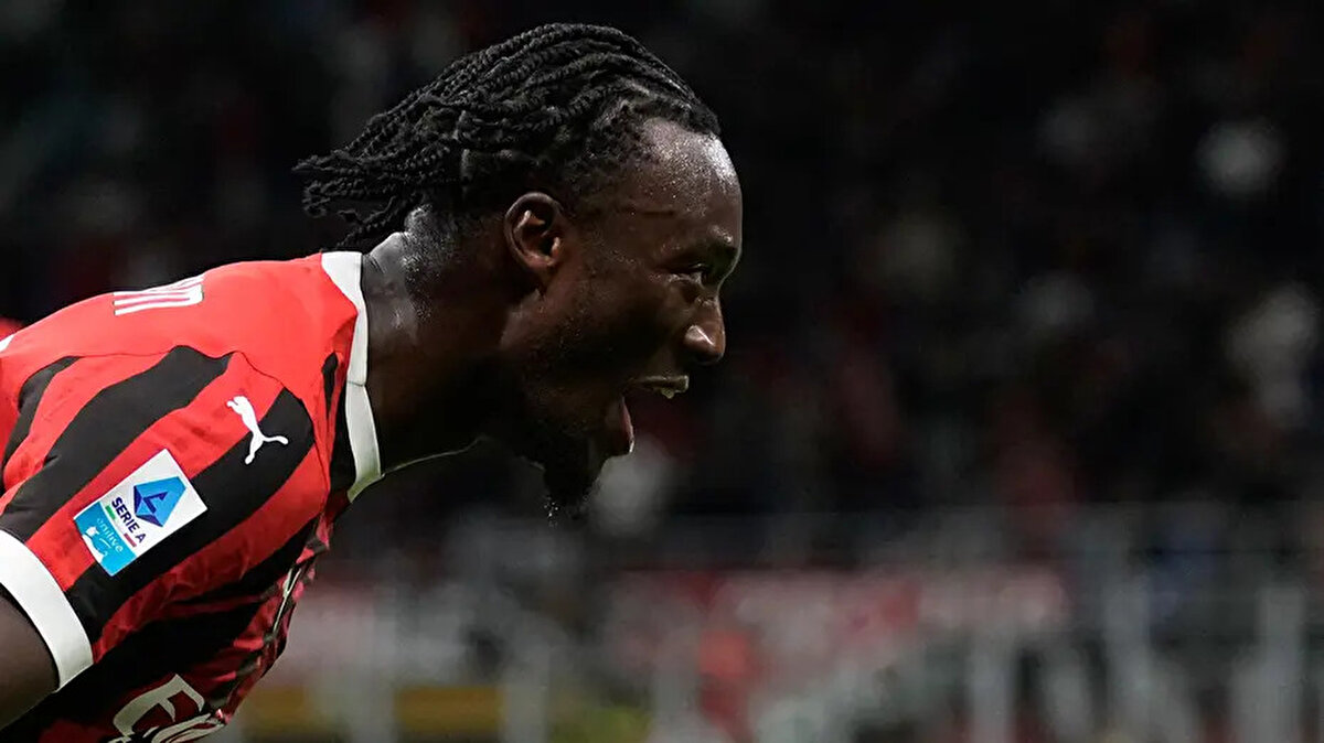 Yeni sezona iddialı bir kadro ve şampiyonluk hedefiyle giren Beşiktaş, ses getirecek bir transfere imza atmak üzere. Siyah-beyazlılar, Tammy Abraham'ı İstanbul'a getiriyor.<br>