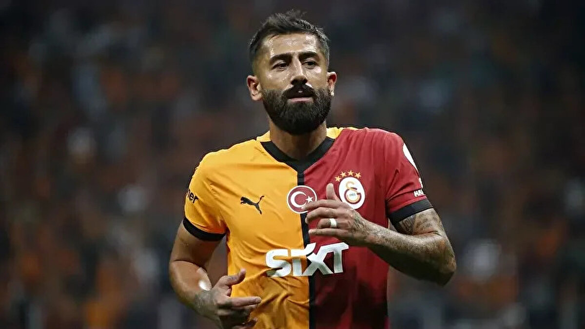 Ajansspor'un haberine göre, Eyüpspor, Kerem Demirbay'ı kadrosunda kattı. Tecrübeli oyuncunun İstanbul ekibiyle 3 yıllık sözleşmeye imzayı atacağı aktarıldı.<br>