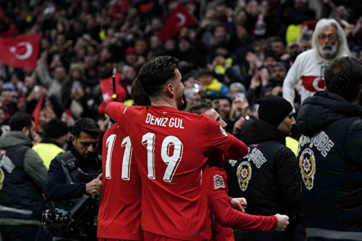 İsveç doğumlu olan Deniz Gül, A Milli Takım tercihini Türkiye'den yana kullanmıştı.<br>