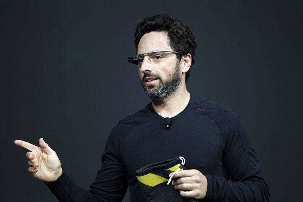 10. Sergey Brin<br><br>Net Serveti: 107 milyar dolar<br>Şirketi: Google (Alphabet)<br>Sessiz Güç:<br>Google’ın bir diğer kurucusu olan Brin, teknoloji dünyasındaki sessiz liderlerden biri.
