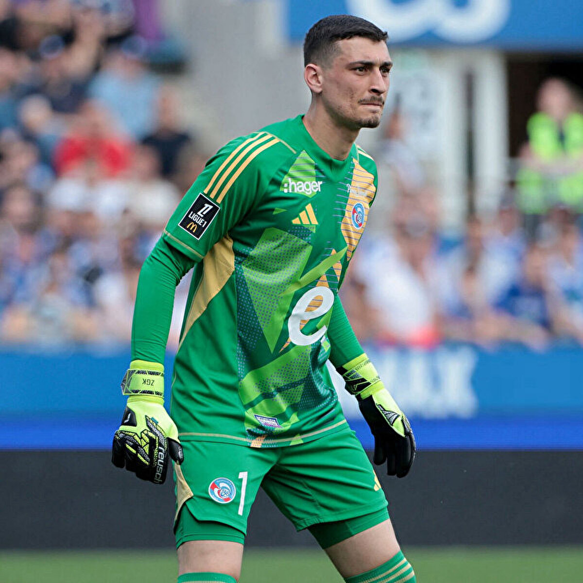 Geçtiğimiz sezonu Strasbourg'ta kiralık olarak geçiren kaleci Dorde Petkovic, 25 milyon euroluk bedelle Sunderland'e transfer oldu.<br>