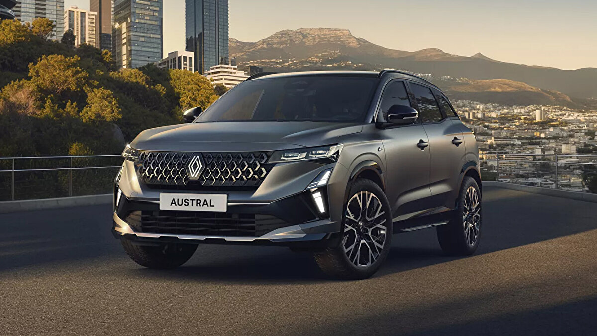 RENAULT AUSTRAL 2025 FİYAT LİSTESİ VE DONANIM SEÇENEKLERİ