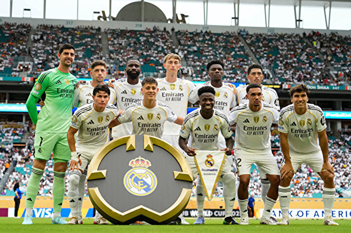 FIFA Kulüpler Dünya Kupası son 16 turunda İspanya La Liga ekibi Real Madrid ile İtalya Serie A temsilcisi Juventus, Miami’deki Hard Rock Stadı’nda karşı karşıya geldi.<br>