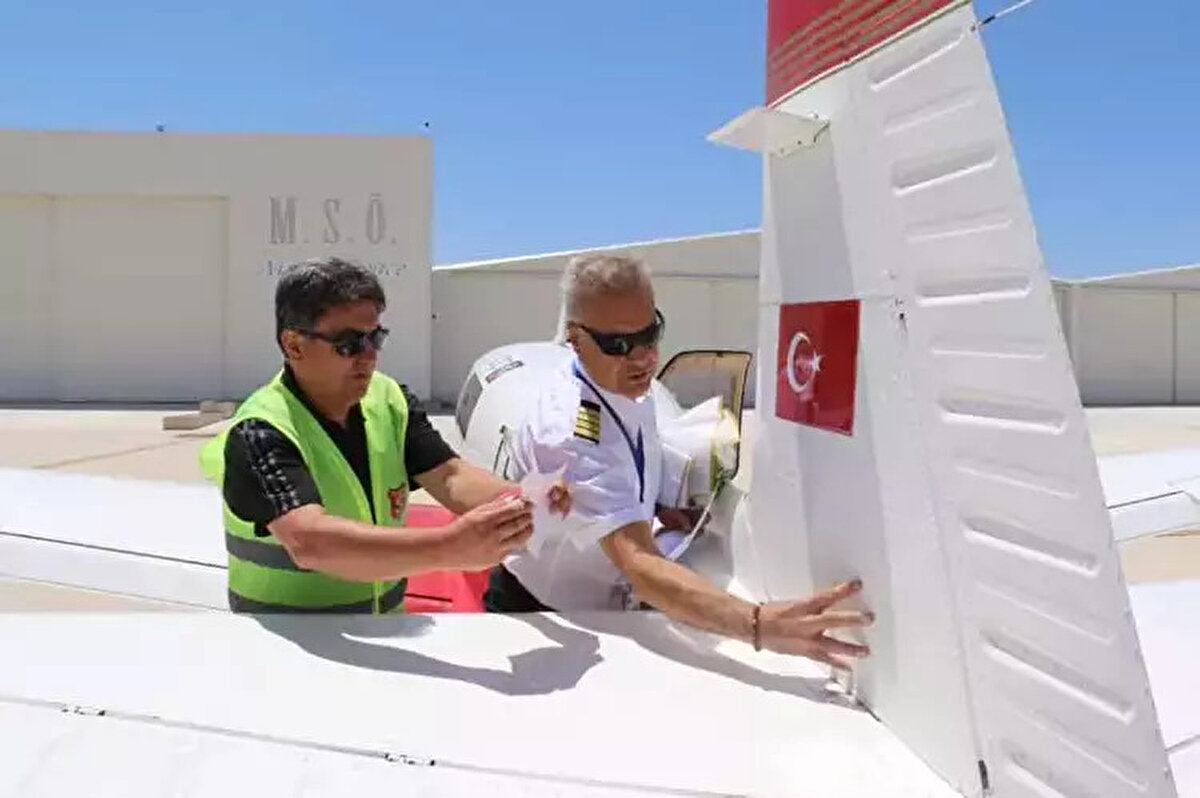 "Dünya turu çocukluk hayalim"<br><br>Mehmet Demirci, Eskişehir’de Sivrihisar Havacılık Merkezi’nde dünya turuna çıkmadan önce gazetecilere açıklama yapmıştı. Uçakla dünya turuna çıkma fikrinin çocukluk hayali olduğunu belirten Demirci, “Bu dünya turu çocukluk hayalimdi. Uçak alırken özellikle seçici olmaya çalıştık çünkü uçağımızın verimliliği, hızı ve menzilinden dolayı özellikle dünya turlarında tercih edilen bir uçaktır.