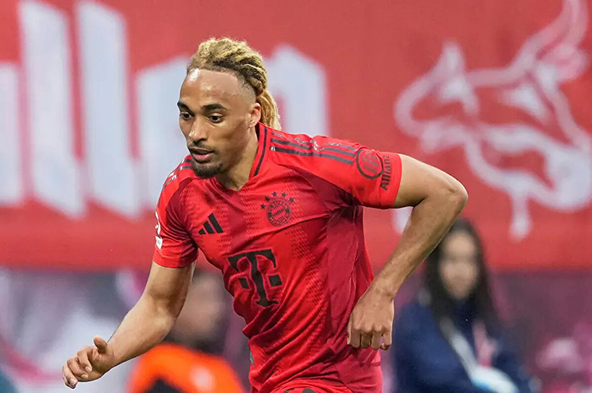 Bayern Münih'in kadroda düşünmediği Sacha Boey için Galatasaray yeniden devreye girse de oyuncuyu ikna edemedi.