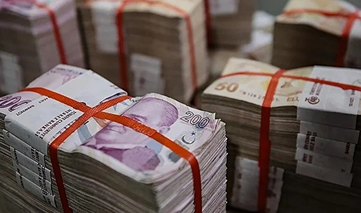 Türkiye Odalar ve Borsalar Birliği (TOBB), Kredi Garanti Fonu (KGF) ve bankalar iş birliğiyle KOBİ’lere yönelik önemli bir destek paketi yeniden hayata geçiriliyor. TOBB Nefes Kredisi, uygun koşullarla finansmana erişimde zorluk yaşayan küçük ve orta büyüklükteki işletmelerin (KOBİ) yüzünü güldürecek. Başvurular 8-9 Temmuz tarihlerinde başlayacak.