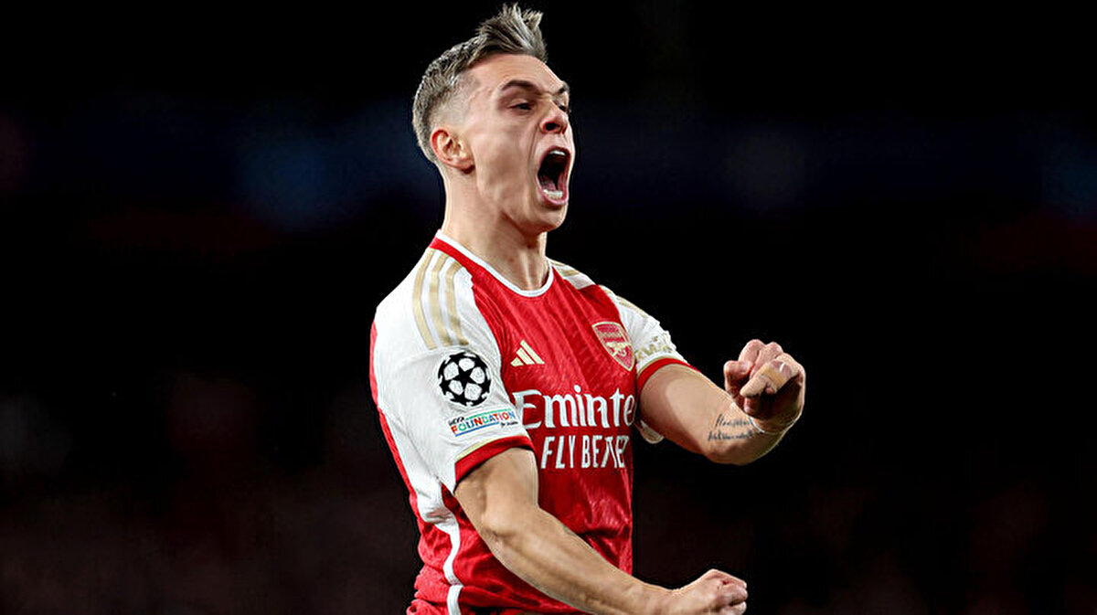 Fenerbahçe yönetiminin Trossard için Arsenal'e 15 milyon euro bonservis önerdiği öğrenildi. Suudi Arabistan kulüplerinin de oyuncu için nabız yokladığı belirtildi.<br>