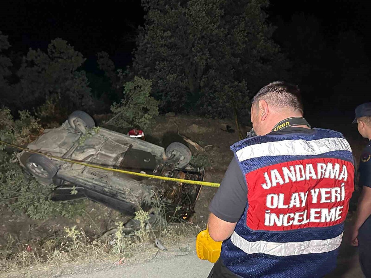 Çevredeki vatandaşların durumu 112 Acil Çağrı Merkezi’ne bildirmesi üzerine olay yerine 112 sağlık, itfaiye, polis ve jandarma ekipleri sevk edildi. 