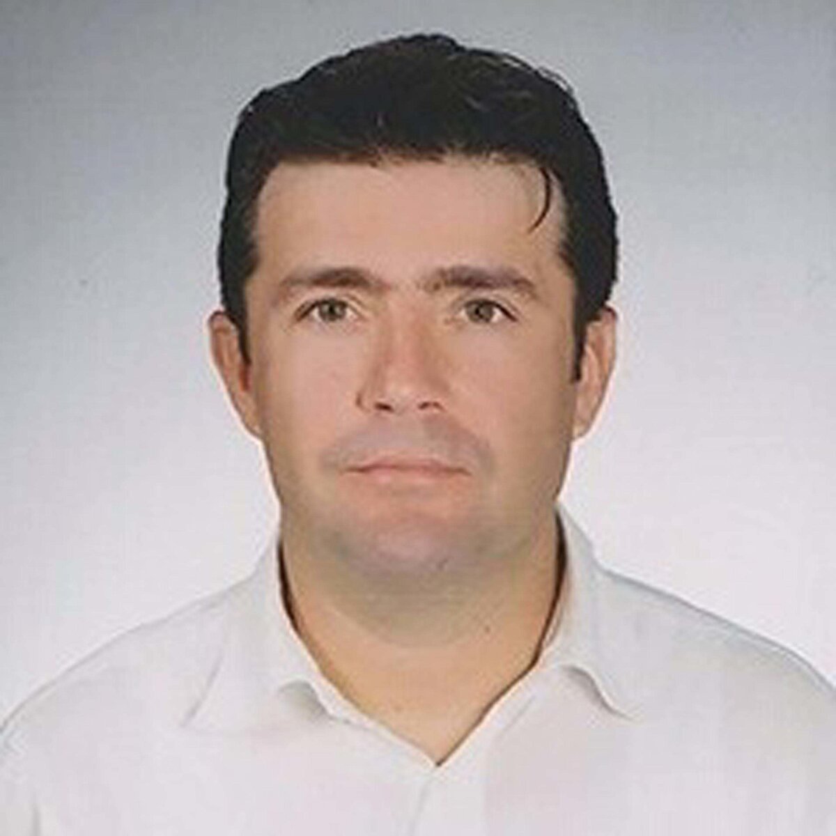 Çanakkale Cumhuriyet Savcılığı'nın yürüttüğü soruşturmanın ardından Prof. Dr. Alptekin Yavaş hakkında 'Başkasını intihara yönlendirme halinde intiharın gerçekleşmesi' suçundan dava açıldı. 