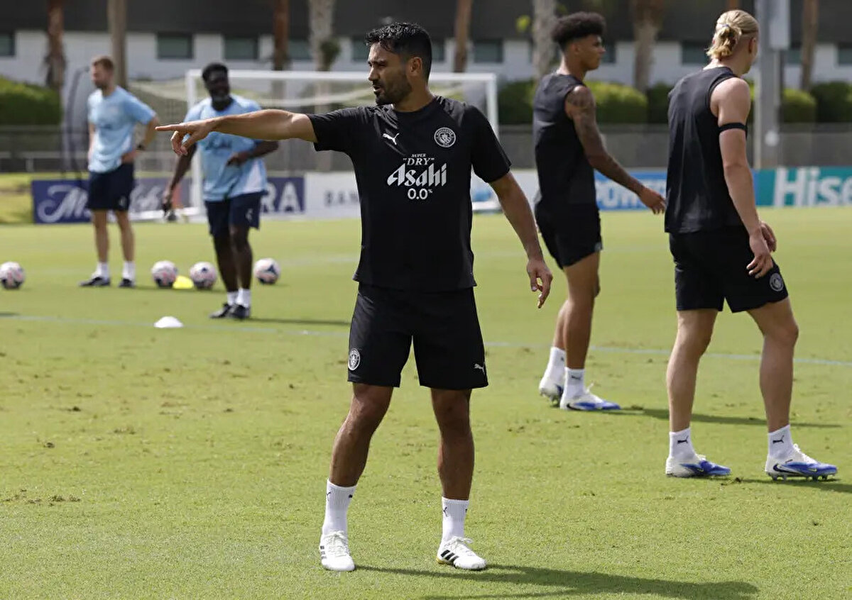 Manchester City'den ayrılığı ve Galatasaray'a transferi gündemde olan İlkay Gündoğan'ın eşi Sara Gündoğan, sosyal medya hesabından dikkat çeken bir paylaştım yaptı.<br>