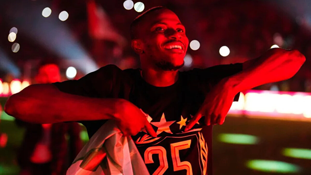 Juventus'un Jonathan David transferi sonrası umutları iyice artan Galatasaray, Nijeryalı golcü için tüm kozlarını oynuyor.