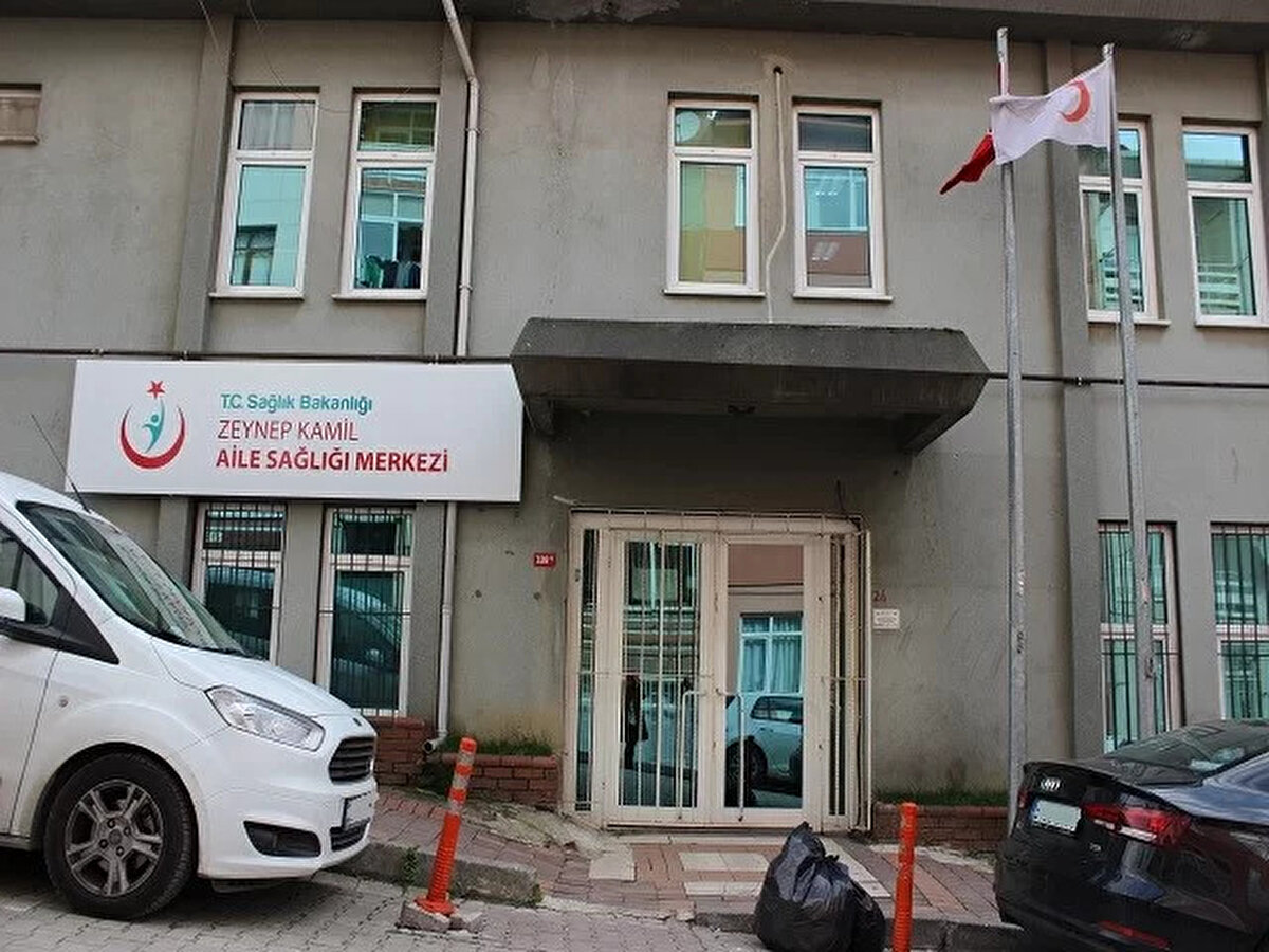 15 Temmuz Salı günü sağlık ocakları ve poliklinikler kapalı olacak. Ancak devlet hastanelerinin acil servisleri 724 hizmet vermeye devam edecek.