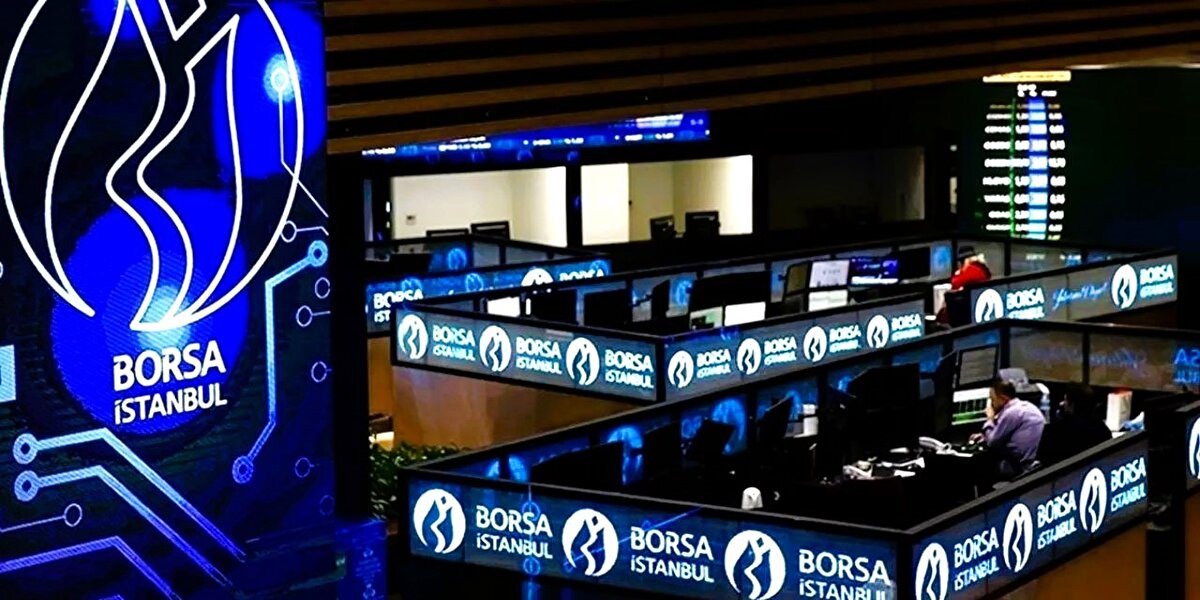 Teknik analiz: Kritik seviyeler<br><br>Teknik açıdan değerlendirildiğinde, BIST 100 endeksinde 10.100 ve 10.000 puan seviyeleri destek olarak öne çıkarken, yukarı yönlü hareketlerde ise 10.300 ve 10.400 puan seviyeleri direnç konumunda. Uzmanlar, bu seviyelerin kırılması durumunda yönün netleşebileceğini ifade ediyor.