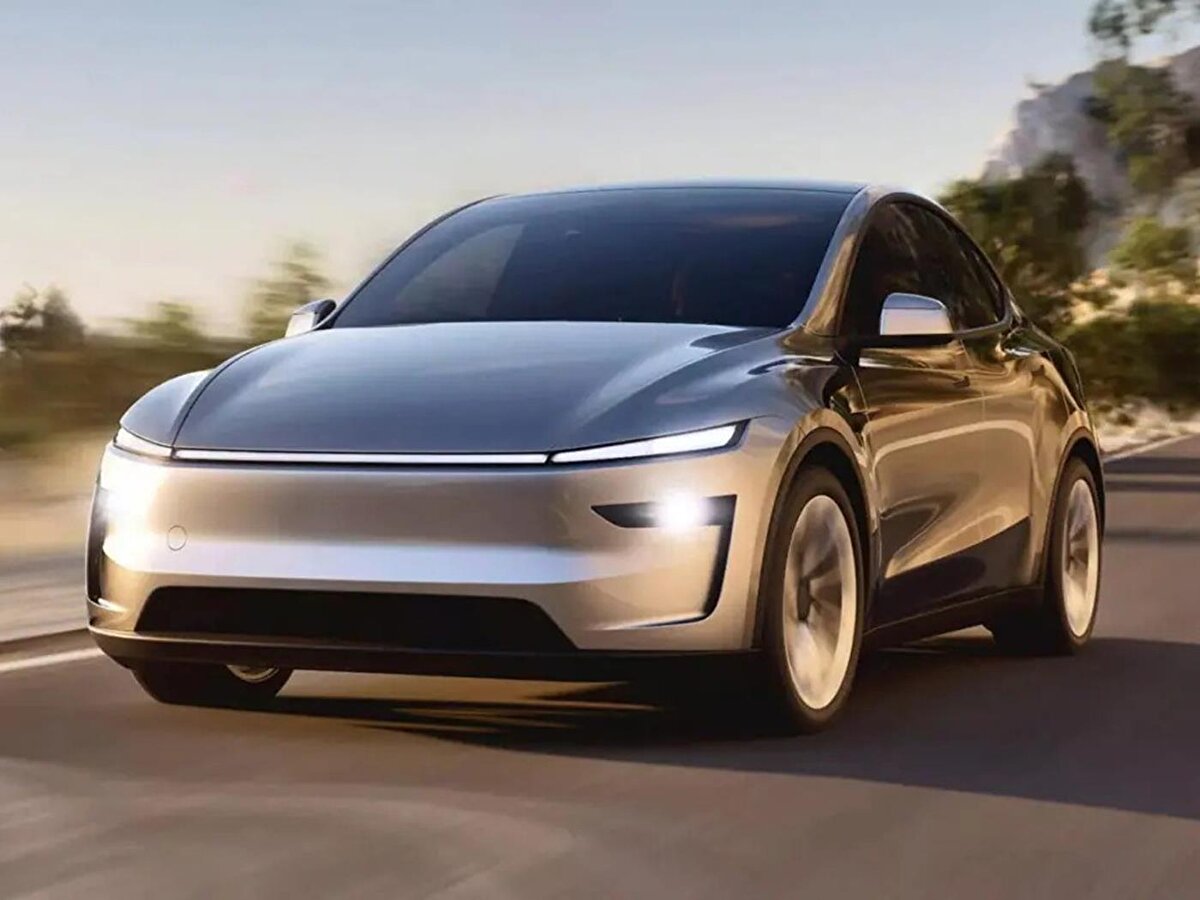 Geçtiğimi ay satışa sunulan Tesla Model Y Juniper stokları açıldığı gibi tükendi. Yaklaşık 8 bin adet Tesla Model Y Juniper dakikaler içinde satıldı.