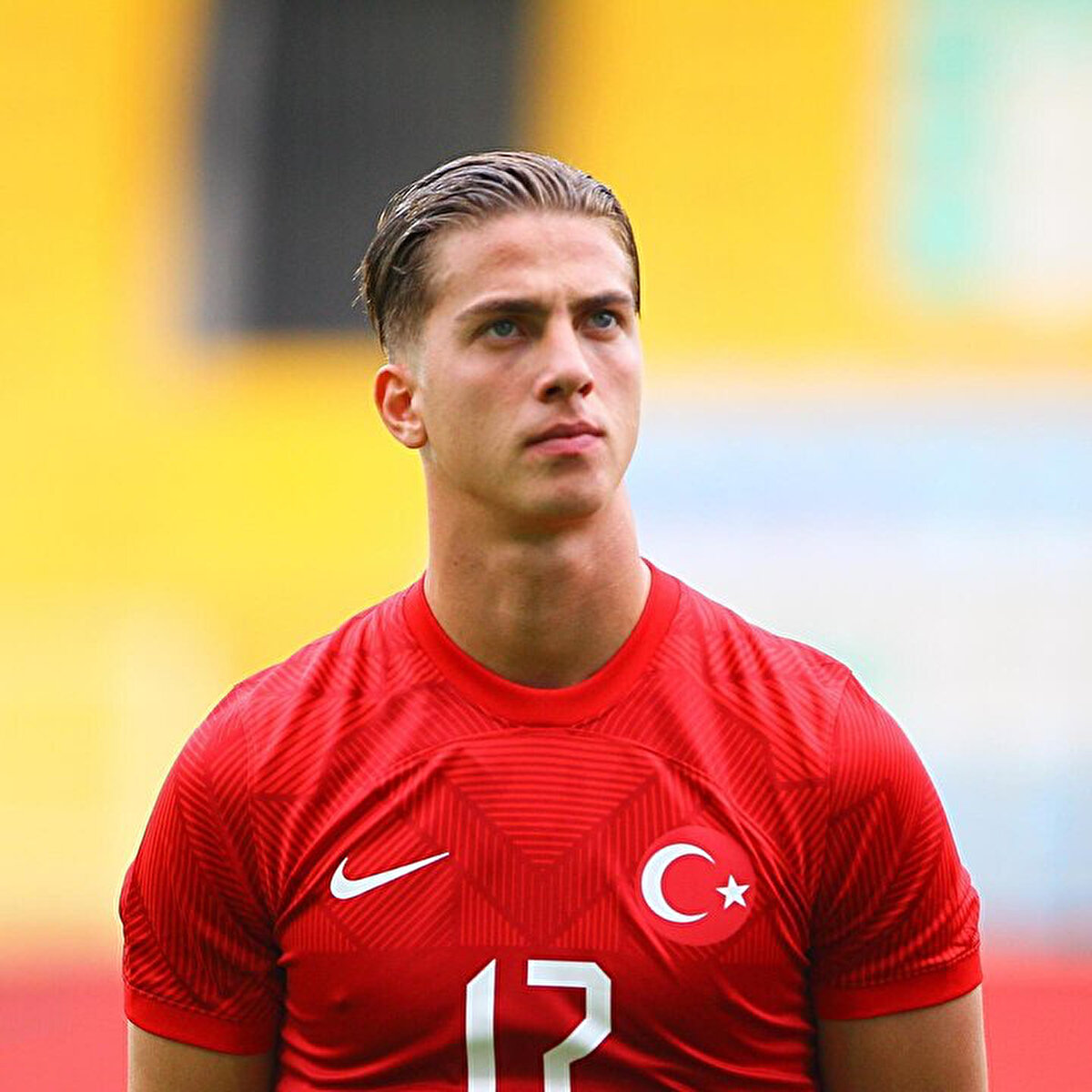 2023’te Antalyaspor’da kiralık oynayan Bertuğ, 13 maçta 2 gol, 1 asistlik performans sergilemişti.<br>