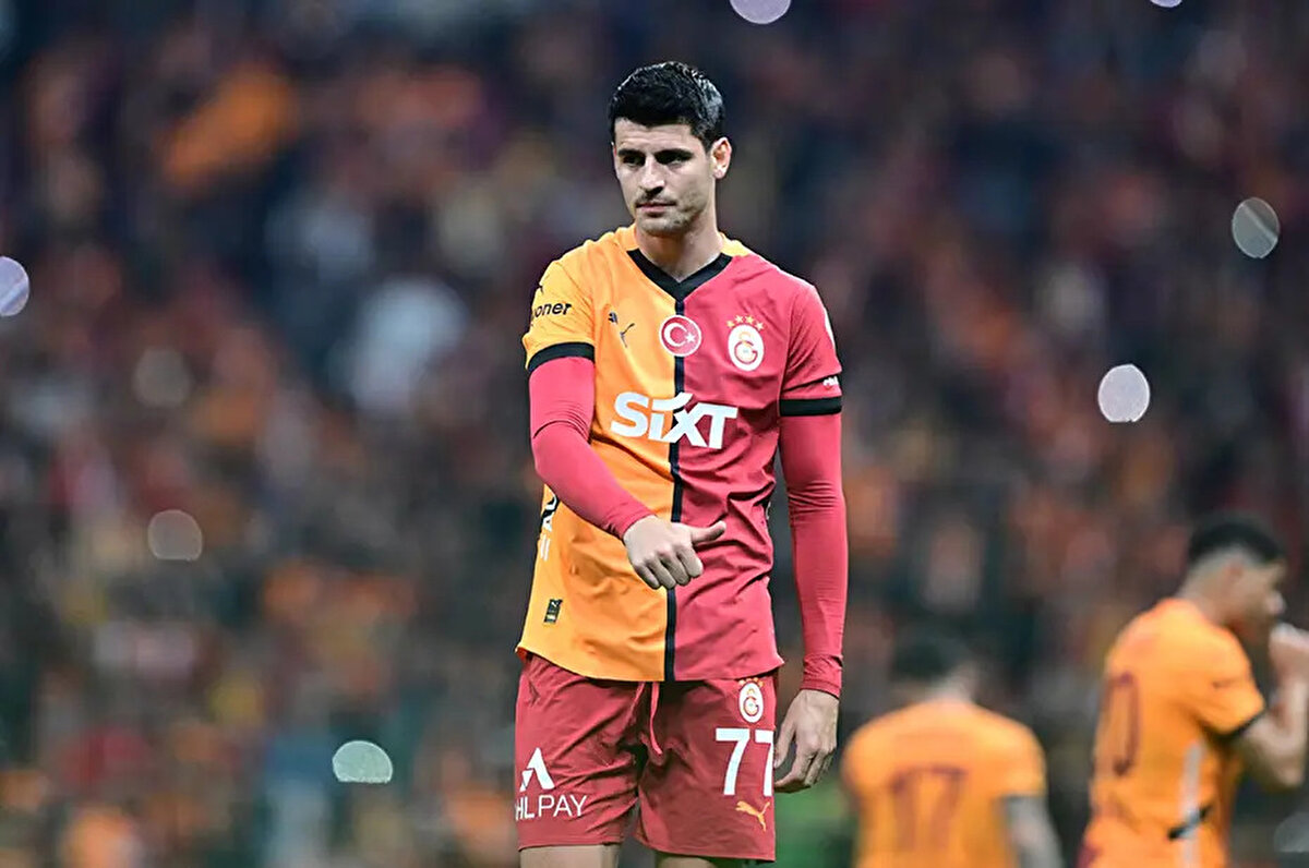 Galatasaray Sportif A.Ş. Başkan Vekili Abdullah Kavukcu, geçtiğimiz haftalarda yaptığı açıklamada "Alvaro Morata bizim oyuncumuz ve onu bırakmak istemiyoruz. Galatasaray'ın kimseye bedavaya vereceği tek bir oyuncusu yok." ifadelerini kullanmıştı.<br>