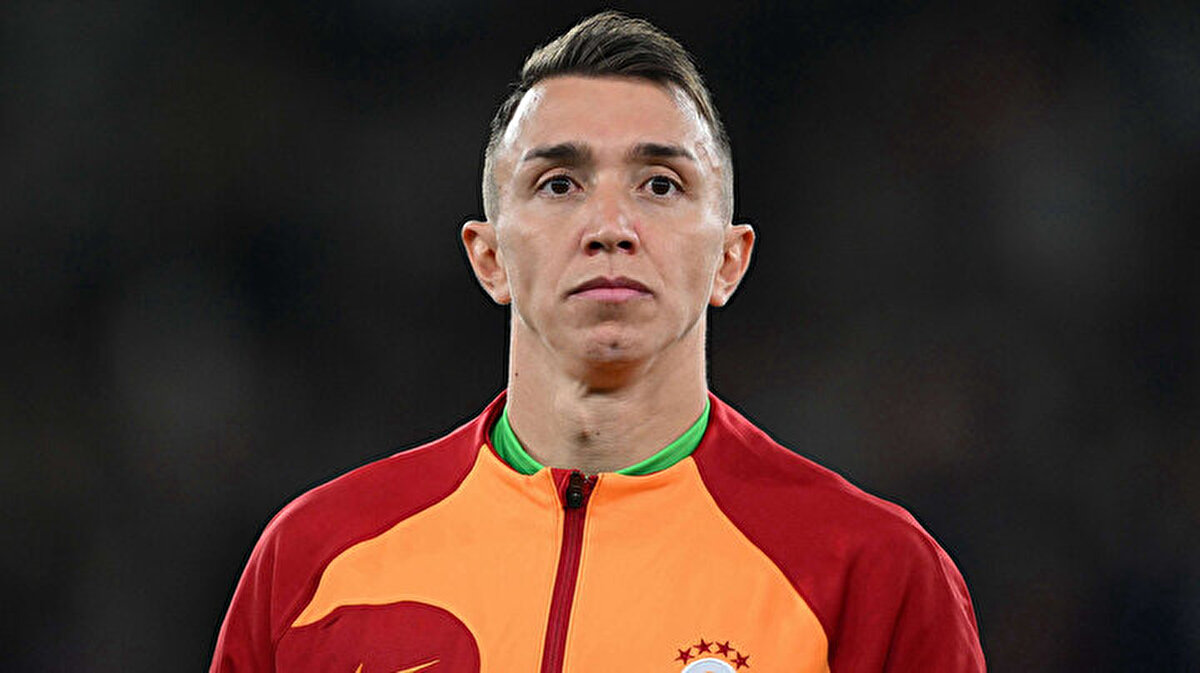 Galatasaray Muslera’nın ayrılığı sonrası kaleyi güvene almak istiyor.https://img.piri.net/mnresize/720/-/piri/upload/3/2025/7/8/916796d5-yann-sommer-kariyeri.jpg