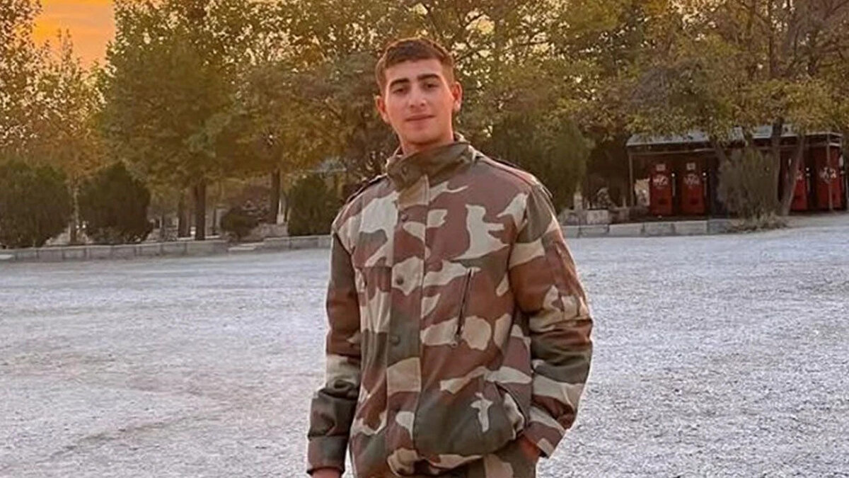 Piyade Sözleşmeli Er AHMET KUŞAK<br><br>BALIKESİR Kepsut Sanayi Camii - Öğle Namazı