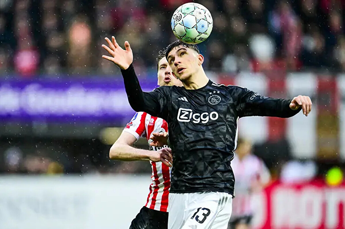 Geçen sezon Franscesco Farioli tarafından da fazla forma şansı verilmeyen 22 yaşındaki futbolcu, 15 maçta yer almış ve 1073 dakika sahada kalabilmişti.<br>