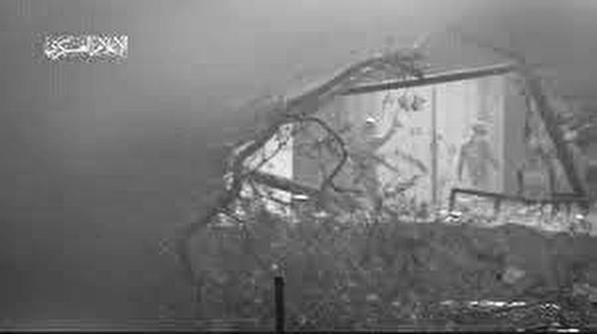 Gazze Şeridi’nin kuzeyindeki Beyt Hanun bölgesinde meydana gelen ve Batı Şeria’da Filistinlilere yönelik en aşırı ve şiddetli saldırılarla tanınan İsrail’in en radikal taburlarından birine mensup 5 askerin öldüğü belirtildi. 