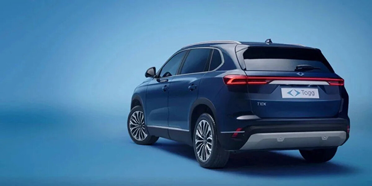 Togg fiyatı yüzde 60 ÖTV ile ne kadar olur?<br><br>Yerli otomobil Togg’un mevcut fiyatları yüzde 10’luk ÖTV dilimi üzerinden hesaplanıyor. Ancak oran yüzde 40’a çıkarsa fiyatı 2 milyon TL'yi, yüzde 60’a çıkarsa ise 2,6 milyon TL’yi aşabilir.
