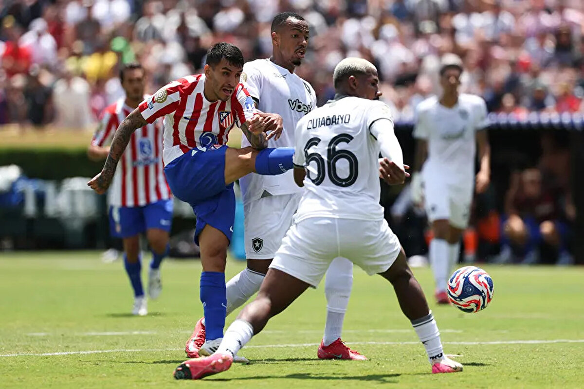 Tam adı Luis Eduardo Soares da Silva olan futbolcu için Brezilya kulübüyle kısa zaman içinde temas kurulacağı belirtildi.<br>