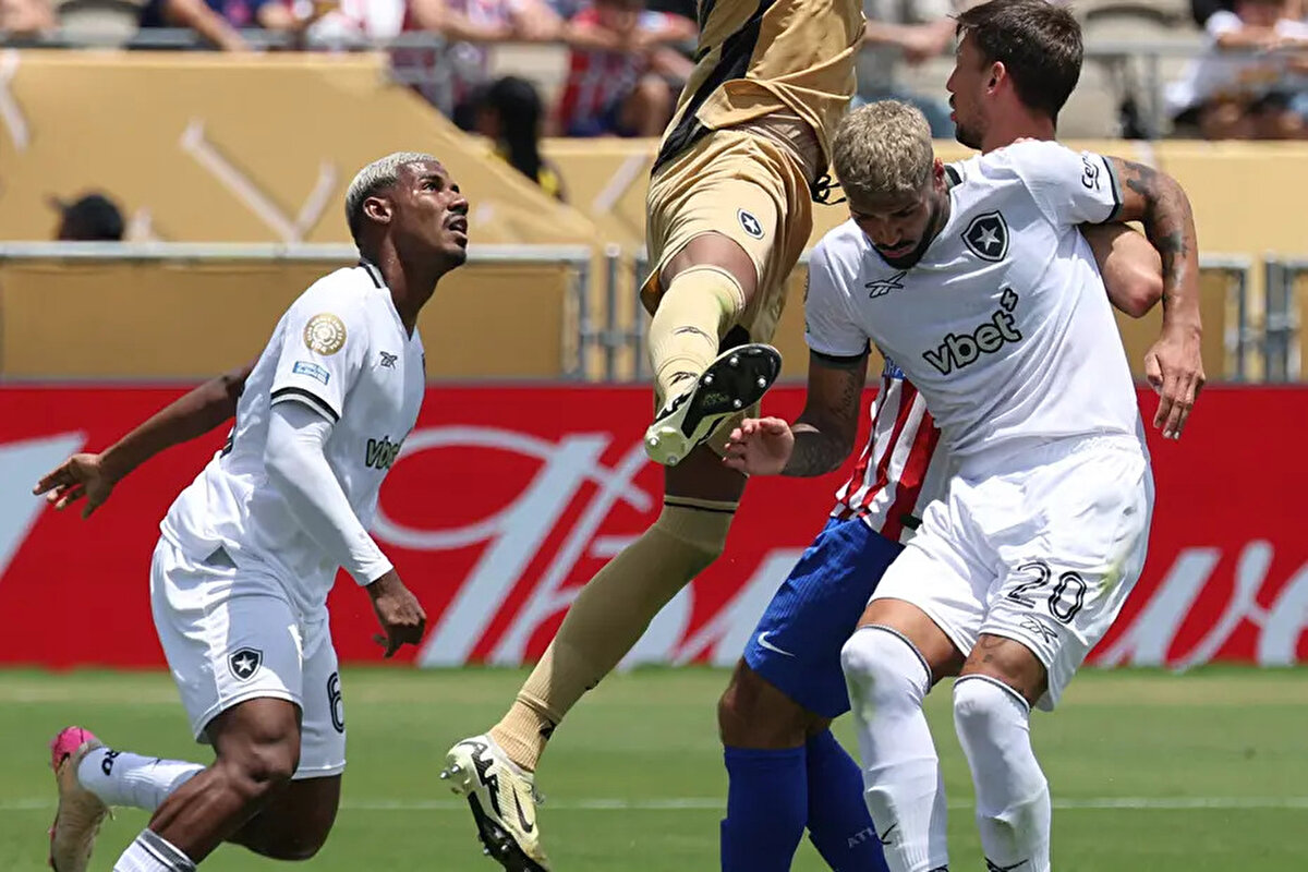 16 Şub 2003 doğumlu olan Cuiabano, Türkiye Futbol Federasyonu'nun bu sezon başlattığı 12+2 yabancı kuralındaki +2'lik 23 yaş altı şartını da karşılıyor. Bu transfer resmiyet kazanırsa Brezilyalı sol bek, sarı lacivertli takımda Jhon Duran'dan sonra bu kontenjanı sağlayan ikinci oyuncu olacak.<br>