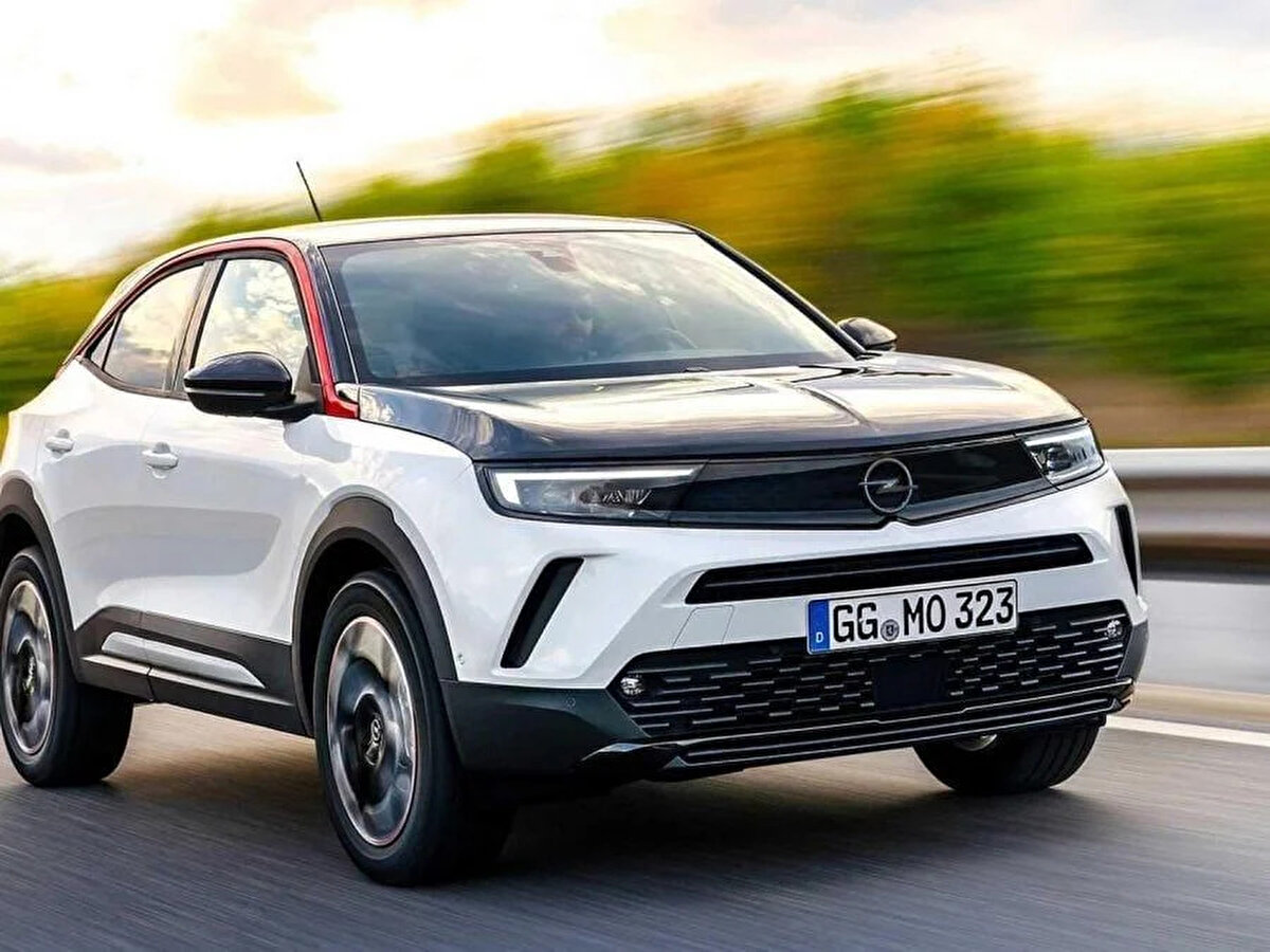 Opel’in Temmuz kampanyası ile avantajlı araç sahibi olma dönemi<br><br>Opel Temmuz ayı kampanyası, yüzde 0 faizli kredi seçenekleriyle otomobil alımını ekonomik ve erişilebilir hale getiriyor. Özellikle elektrikli ve hibrit modellerde sağlanan nakit indirim alternatifleri, çevre dostu araçları tercih eden müşteriler için önemli fırsatlar sunuyor. KOBİ’lere özel hafif ticari araç finansmanı ise iş dünyasında esneklik ve kolaylık sağlıyor.<br>