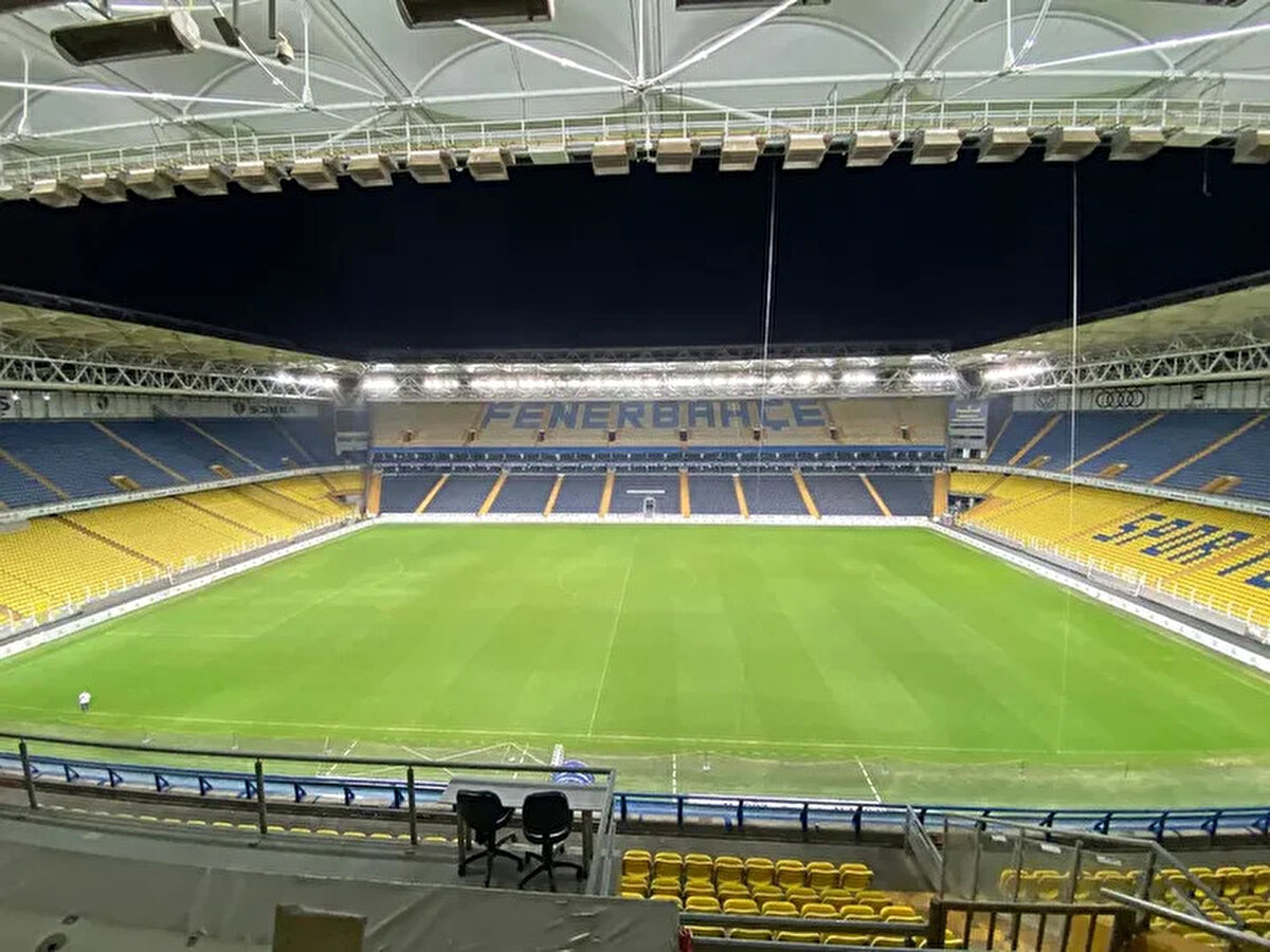 Fenerbahçe'de geride bıraktığımız sezon itibarıyla Ülker ile olan stat sponsorluğu anlaşması sona erdi.<br>