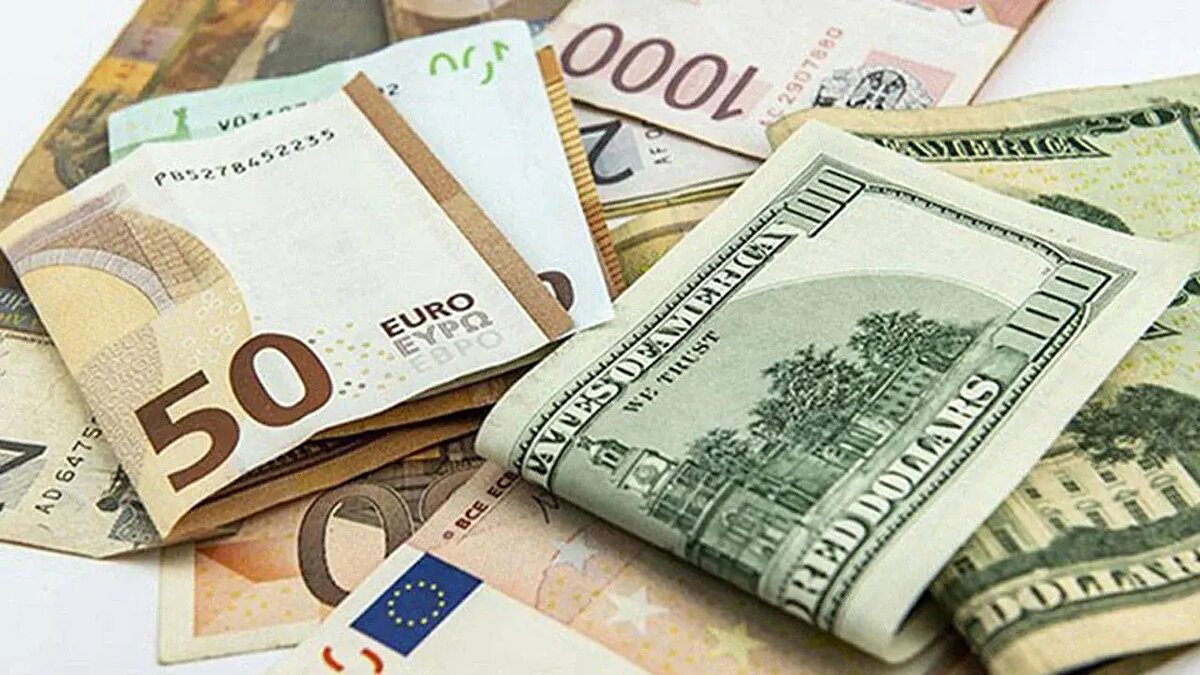 Dolar/TL kuru temmuz ayında yükseliş eğiliminde<br><br>Temmuz ayının ilk işlem gününe göre dolar kuru 0,22 TL artarak yüzde 0,56 oranında değer kazandı. 2025 yılının başında 35.3663 TL olan dolar kuru, 10 Temmuz itibarıyla 40.0647 TL seviyesine ulaşarak yılbaşından bu yana yüzde 13,28 oranında değer artışı yaşadı. Geçen yıl aynı dönemde 32.8541 TL olan dolar ise yıllık bazda yüzde 21,95 oranında artış gösterdi.