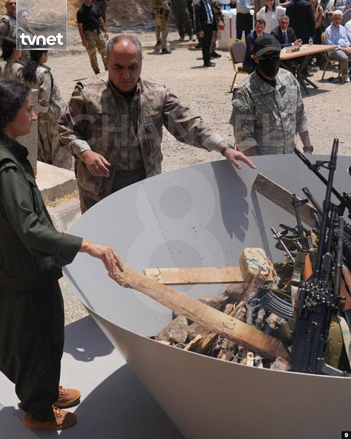 PKK'nın Silah imha töreninden ilk fotoğraflar basına servis edildi.