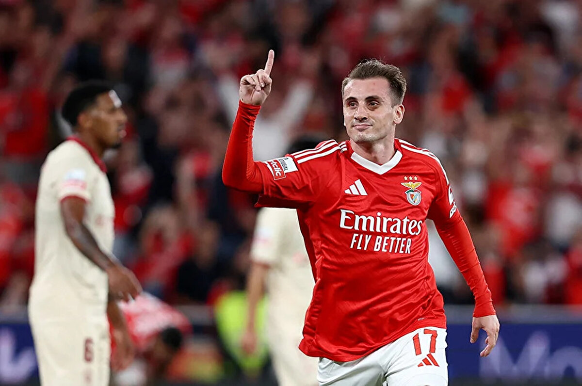 Orkun Kökçü'yü kadrosuna katmak için Benfica ile görüşmelerini sürdüren Beşiktaş'tan Kerem Aktürkoğlu sürprizi geldi.<br>