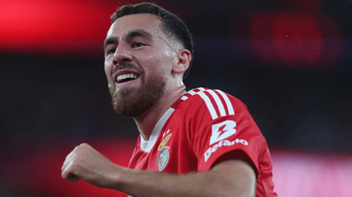 Beşiktaş'ın, Benfica'da forma giyen milli futbolcu Orkun Kökçü transferinde son aşamaya geldiği ileri sürülürken, siyah beyazlı kulübün başkanı Serdal Adalı'nın olası bir Finansal Fair Play (FFP) krizinin de önüne geçecek bir hamle yaptığı belirtildi.<br>