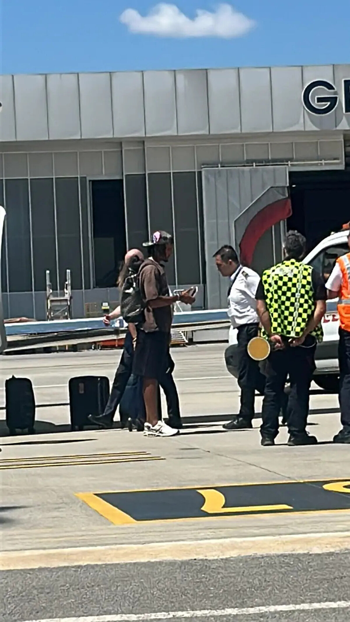 Sarı lacivertlilere kısa süre içerisinde imza atacak futbolcu, neden Milan'ı değil de Fenerbahçe'yi seçtiğini açıkladı.<br>