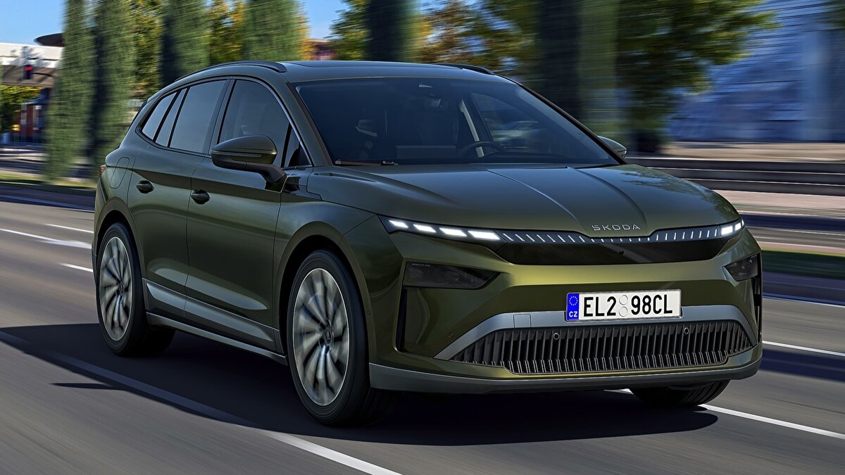 Skoda’dan her bütçeye uygun seçenekler<br>Sedan kullanıcılarının favorisi Octavia ve D segmentindeki prestijli model Superb için de güncellenmiş fiyatlar Skoda bayilerinde yerini aldı. Ancak bu modellerin detaylı fiyat bilgileri için bayilerle iletişime geçilmesi öneriliyor. Skoda, Temmuz 2025 fiyat güncellemesiyle birlikte her bütçeye hitap eden model ve donanım seçenekleriyle dikkat çekiyor.