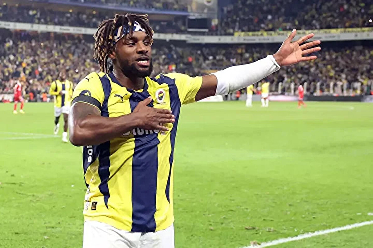 Maximin, zorla doping yaptırılmaya çalışıldığını iddia etti. Fenerbahçe ise Maximin'in açıklamaları nedeniyle hukuki süreç başlattığını duyurdu.<br>
