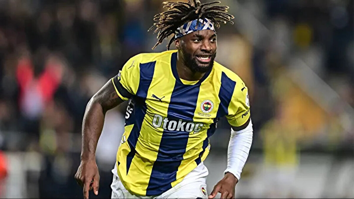 28 yaşındaki futbolcu, "Asla bir yalancıyla tartışma. Kendi yalanlarına inandıkları için kazanamazsın. Gerçek ortaya çıkacak." ifadelerini paylaştı.<br>