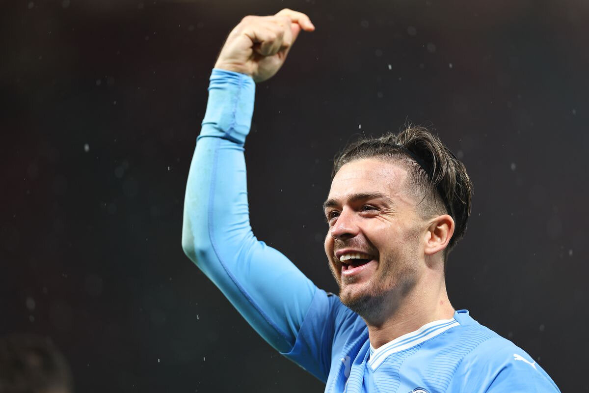 Pep Guardiola'nın Manchester City'de kadroda düşünmediği 29 yaşındaki sol kanat oyuncusu için Beşiktaş'ın görüşmelere başlayacağı öne sürüldü.<br><br>