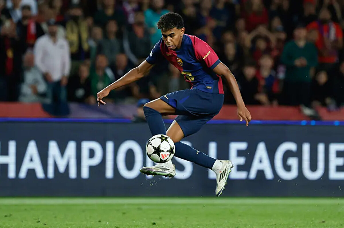 Yamal'ın doğum günü partisinde eğlence amaçlı olarak cüce bireyleri çalıştırdığının ortaya çıkması ise kamuoyunda sert tepkilere neden oldu.<br>